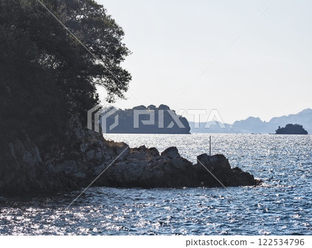 Harimanada seen from Murotsu fishing port 122534796