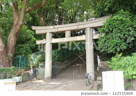 上野東照宮入口處的鳥居 122535909