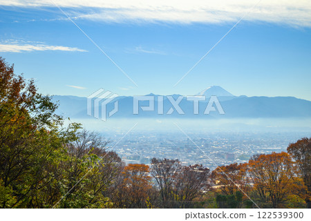 從愛宕山天際線俯瞰富士山和甲府市 [十二月] 122539300
