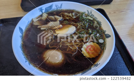 Soy sauce ramen 122539482