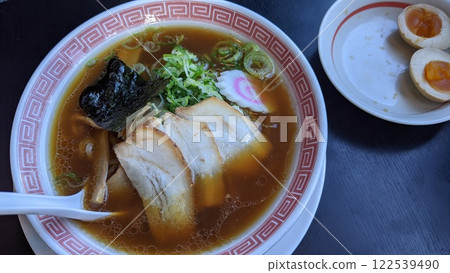 醬油拉麵 122539490