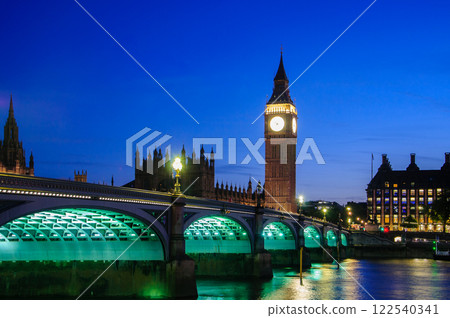 倫敦大笨鐘的美麗夜景 倫敦大笨鐘的美麗夜景 122540341