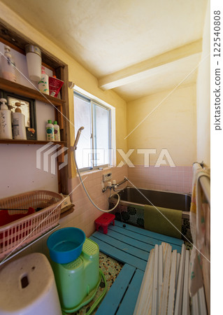 Tile style bath of the Showa era Tile style bath of the Showa era 122540808