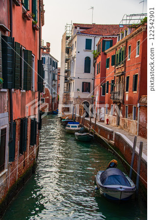 Tour the tourist spots of Venice, Italy, the city of water Tour the tourist spots of Venice, Italy, the city of water 122542901