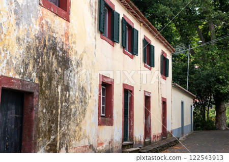 Old house in a park, Monte, Funchal, Madeira 122543913