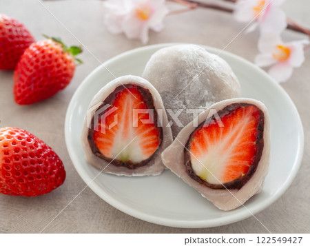 Strawberry Daifuku and fresh strawberries on a plate Strawberry Daifuku and fresh strawberries on a plate 122549427