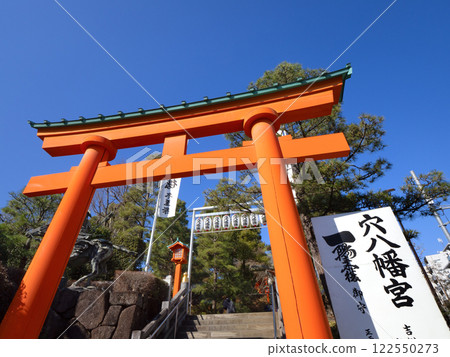 Anahachiman Shrine, main approach torii gate, Tokyo Anahachiman Shrine, main approach torii gate, Tokyo 122550273
