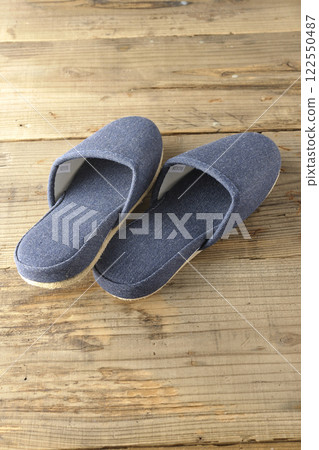 slipper 122550487