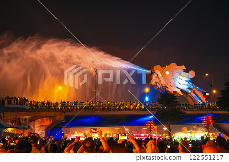 Fire and water show on Cau rong Dragon Bridge in Da Nang in Vietnam at night 122551217