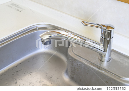 Faucet after replacement due to leak (before and after materials) 122553562