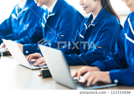 物流中心工作人員(無臉) 物流中心工作人員(無臉) 122554896