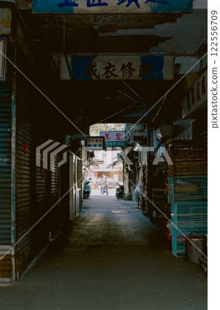 台中站傳統市場老街迴廊,永恆的都會小巷樂趣 台中站傳統市場老街迴廊,永恆的都會小巷樂趣 122556709