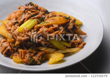 Pork and celery stir-fried with doubanjiang Pork and celery stir-fried with doubanjiang 122558579