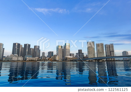 Harumi high-rise apartment complex and Harumi Bridge 122561125