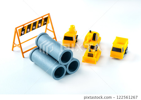 Heavy machinery and construction site: Image of replacing deteriorated water pipes 122561267