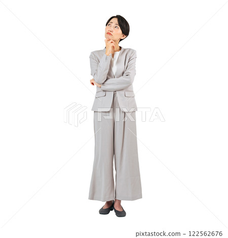 A worried middle-aged female business person: A transparent full-body photo PNG precisely cut by hand A worried middle-aged female business person: A transparent full-body photo PNG precisely cut by hand 122562676