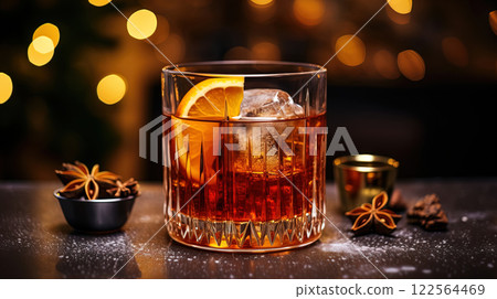 Sparkling Sips: A Festive Cocktail for Christmas Cheer 122564469