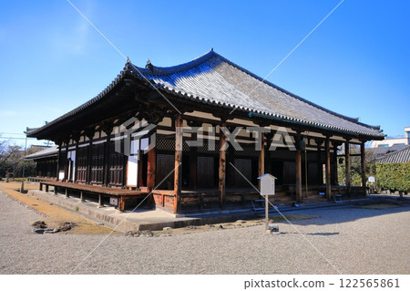 [Nara Prefecture] Gokurakubo Main Hall of Gangoji Temple in sunny weather 122565861