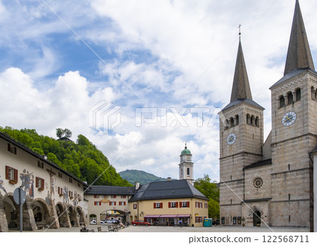 Downtown of Berchtesgaden, famous historic town in Nationalpark Berchtesgadener Land, Upper Bavaria, Germany Downtown of Berchtesgaden, famous historic town in Nationalpark Berchtesgadener Land, Upper Bavaria, Germany 122568711
