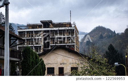 Srebrenica destroyed building in centre. Srpska Republic. Bosnia Herzegovina. Srebrenica destroyed building in centre. Srpska Republic. Bosnia Herzegovina. 122569953