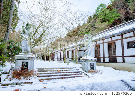 福岡縣笹栗町冬日里的東山觀音寺 福岡縣笹栗町冬日里的東山觀音寺 122570269