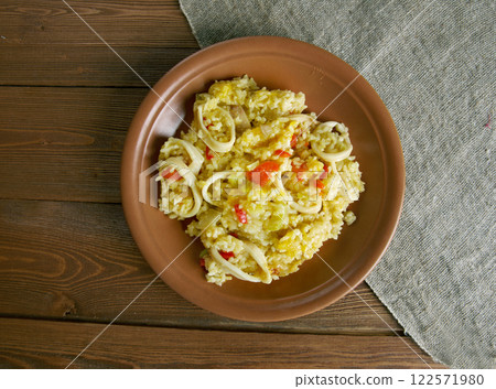 Paella with squid 122571980