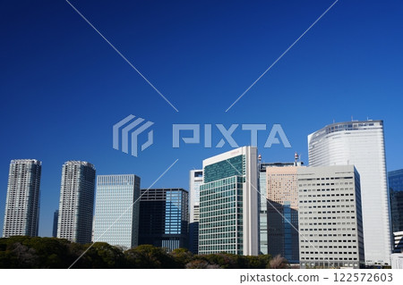 Tokyo Shiodome office district 122572603