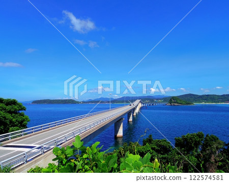 Tsunoshima Bridge as seen from Tsunoshima Island (Shimonoseki City, Yamaguchi Prefecture) Tsunoshima Bridge as seen from Tsunoshima Island (Shimonoseki City, Yamaguchi Prefecture) 122574581