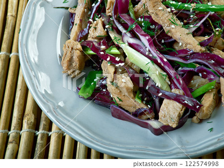 Moo shu pork 122574998