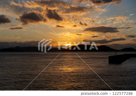 [Kurashiki City, Okayama Prefecture] Seto Ohashi Bridge _ Under the elevated tracks 122577286