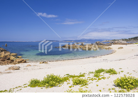 Praia de Con Negro and Praia da Poza beach, Province of Pontevedra, Galicia, Spain 122578028