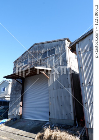 Small factory Small factory 122580012