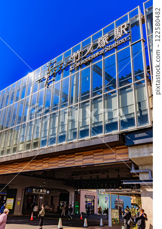 Tokyo, Adachi Ward, Tobu Skytree Line, Takenotsuka Station 122580482