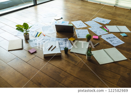 Business image Business image 122582989