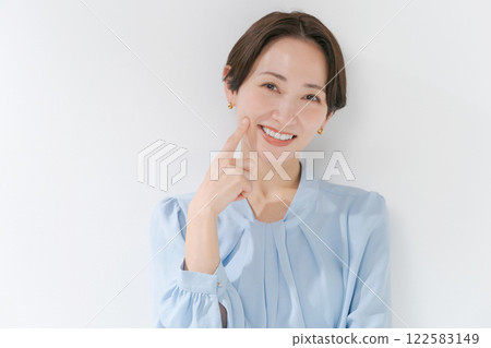 Beauty for women in their 40s Beauty for women in their 40s 122583149