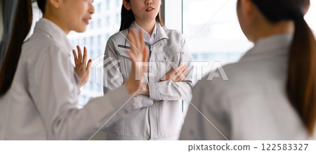  Business image 122583327
