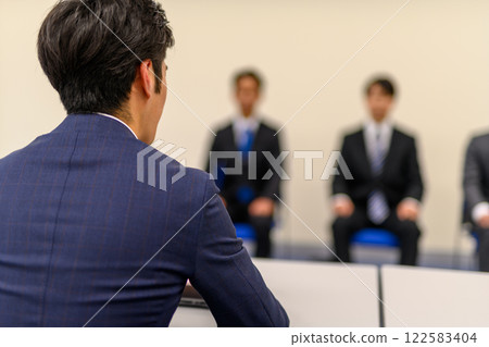  企業形象 122583404