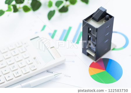 商業圖表和企業建築和計算器 122583730