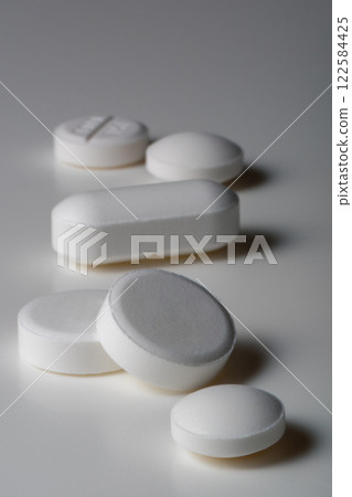 Medical pills 122584425