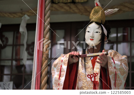 Iwami Kagura: Dedicated to the Shrine by Inadahime 122585003