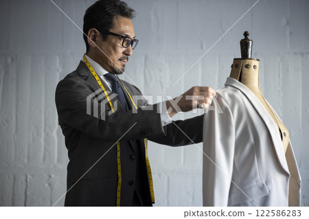 Cool tailor 122586283