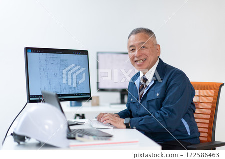 A man in work clothes, a veteran A man in work clothes, a veteran 122586463