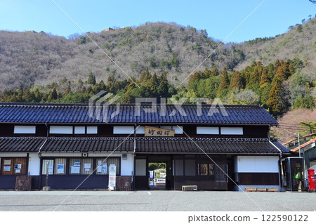 Takeda Station and the ruins of Takeda Castle towering behind it Takeda Station and the ruins of Takeda Castle towering behind it 122590122