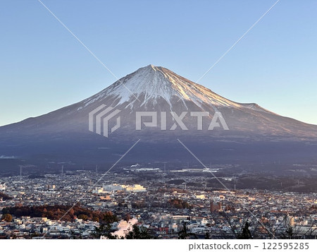 View of Mt. Fuji and the city from Shiraosan Park 122595285