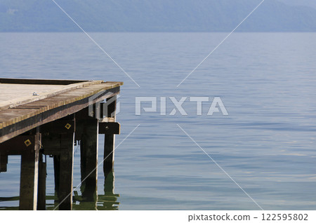 Lake Towada: A pier jutting out into the lake Lake Towada: A pier jutting out into the lake 122595802
