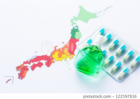 Pollen dispersion in Japan and capsule medicines and eye drops Pollen dispersion in Japan and capsule medicines and eye drops 122597816