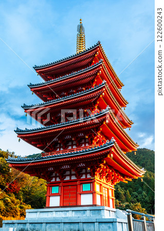 Head temple Honpukuji temple five-story pagoda [Kiyama Town, Miyaki District, Saga Prefecture] 122600243