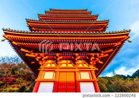 總本山 本福寺五重塔 [佐賀縣三養基郡木山町] 122600248