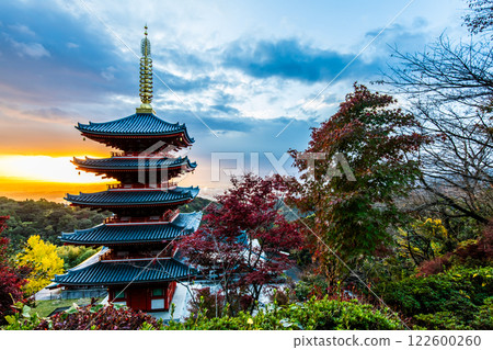 總本山 本福寺五重塔 [佐賀縣三養基郡木山町] 122600260