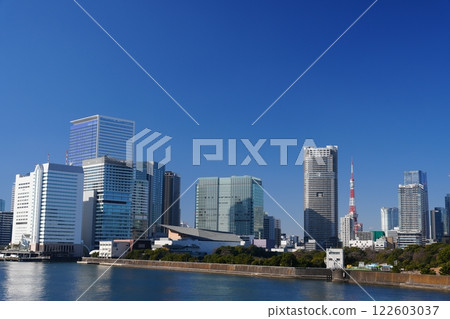 Tokyo: Takeshiba and Shiodome streets 122603037